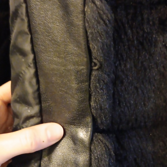 Furry Black Coat! - Picture 5 of 9
